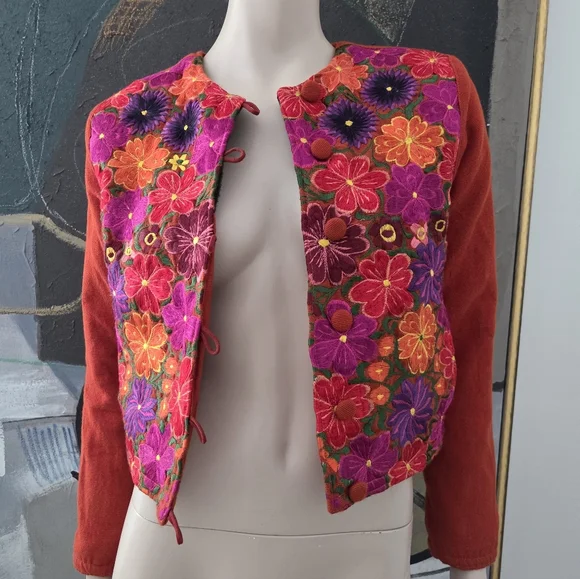 Embroidered Cropped Jacket - Picture 3 of 15